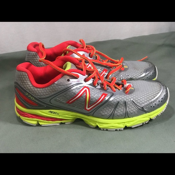 new balance revlite 770